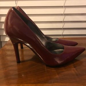 Marc Fisher Maroon Pumps
